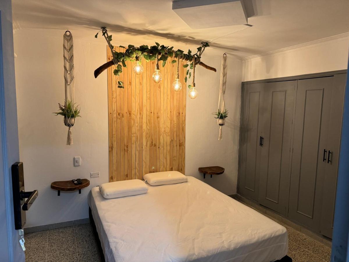 Rustik House Hotell Medellín Eksteriør bilde